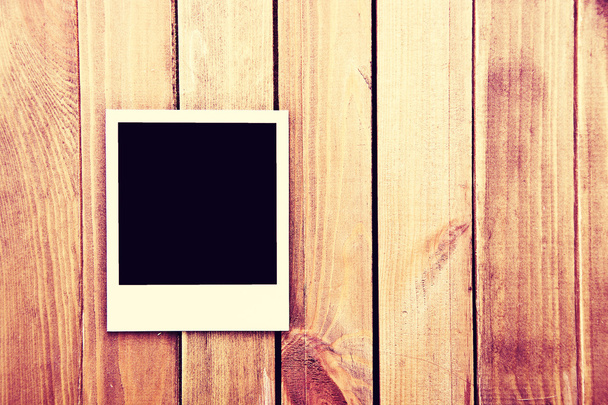 Instant blank polaroid photos frame. - 写真・画像