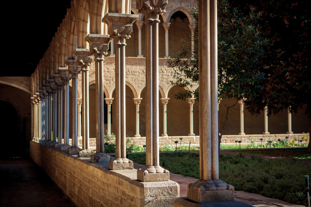 Klasztor Pedralbes w Barcelona, Katalonia, Hiszpania - Zdjęcie, obraz