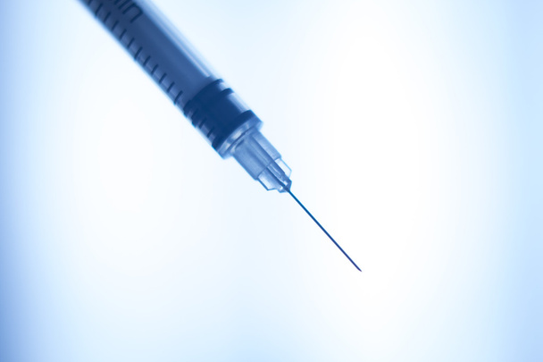 Insuliinilääkitys U-40 ruisku
 - Valokuva, kuva