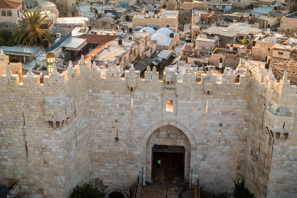 A régi város Jeruzsálem látképe Észak, Izrael. - Fotó, kép