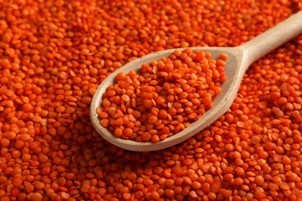 Red lentils in the spoon - Fotoğraf, Görsel