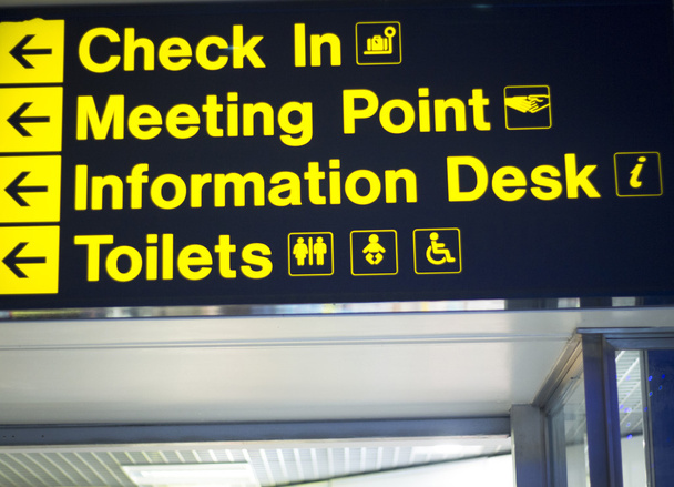 Αεροδρόμιο πληροφοριακή πινακίδα για μεταβίβαση ελέγχου - Φωτογραφία, εικόνα