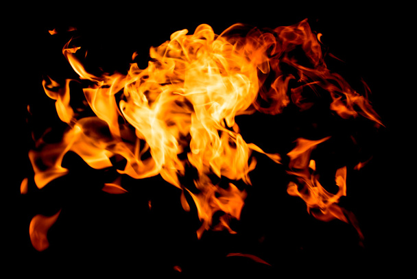 chamas de fogo em um preto
 - Foto, Imagem