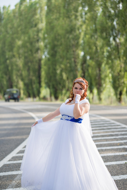 Beautiful bride on wedding day - Foto, Bild