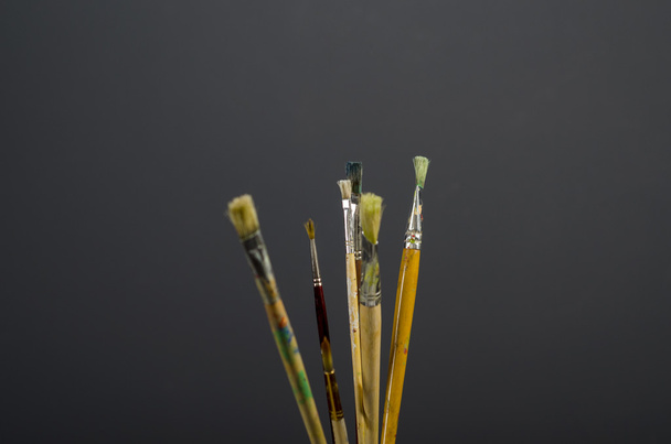 Pinsel mit Ölfarbe - Foto, Bild