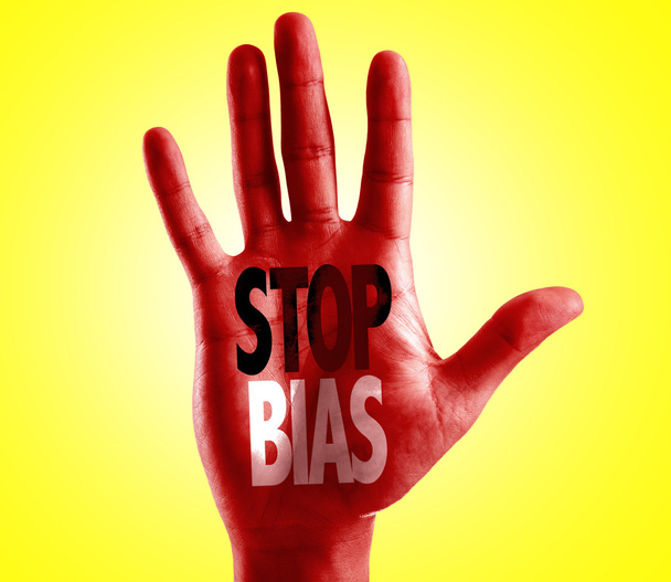 Stop Bias écrit sur la main
 - Photo, image
