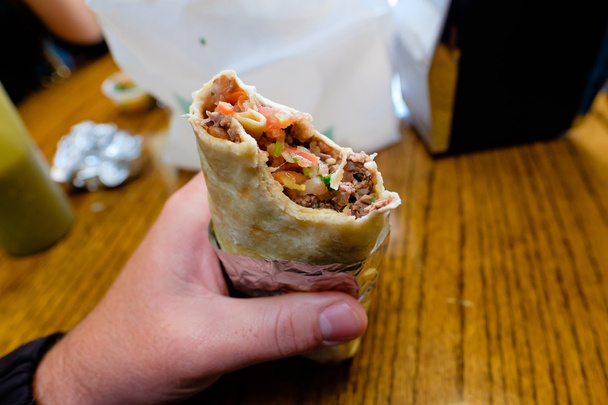La Taqueria Burrito - Фото, зображення