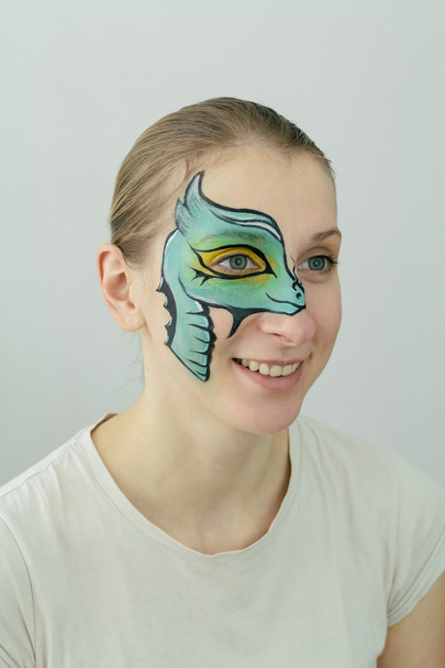 Green dragon face painting - Fotoğraf, Görsel