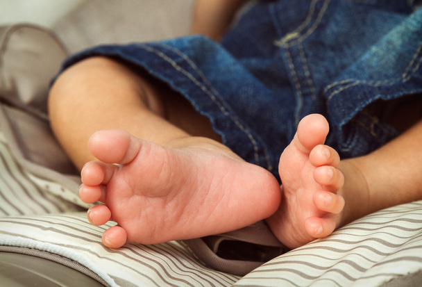 Bebê menino pés
 - Foto, Imagem