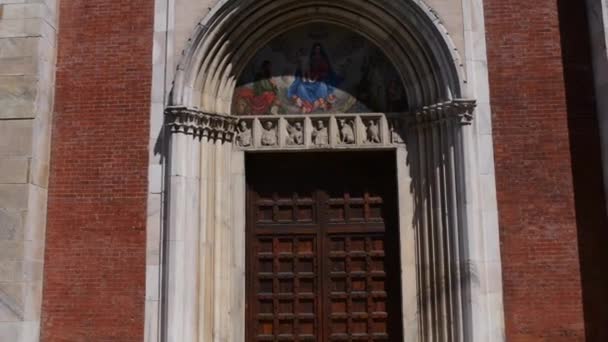 San Marco is een kerk in Milaan, Noord-Italië - Video