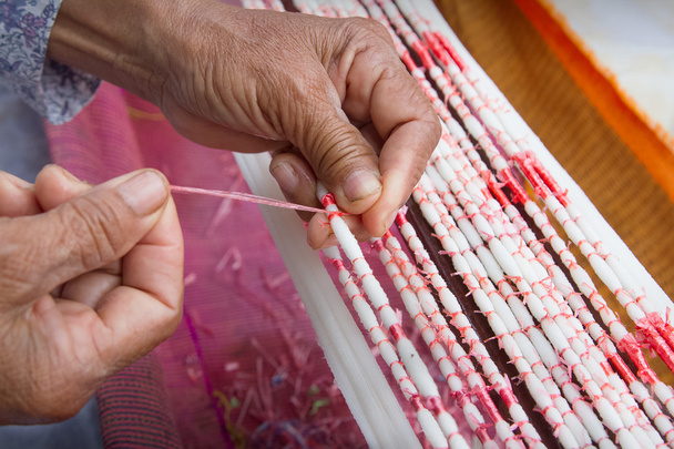 Tie Dye Technique Of Threads Before Weaving Clothes - Foto, Imagen