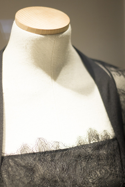 Kadın giyim moda mağaza vitrin mankeni - Fotoğraf, Görsel