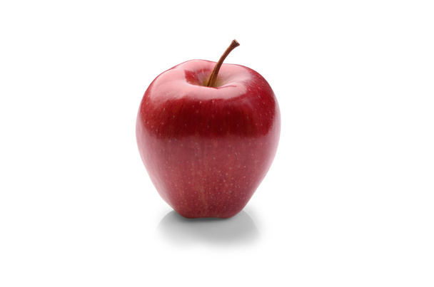 rode appel op een witte achtergrond - Foto, afbeelding