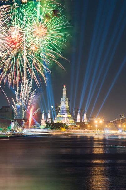 Ват арун под Новый год, Таиланд
 - Фото, изображение
