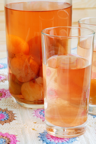Kompott aus geschmorten Pfirsichen - Foto, Bild