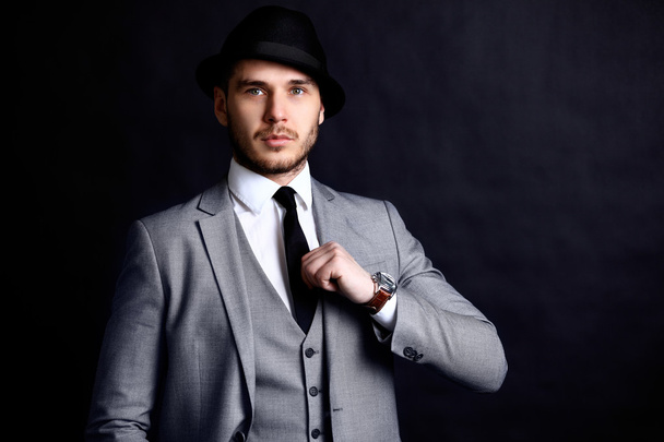 Portrait of handsome stylish man in elegant suit - Zdjęcie, obraz