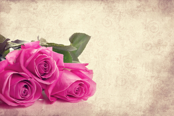 drie roze rozen - Foto, afbeelding
