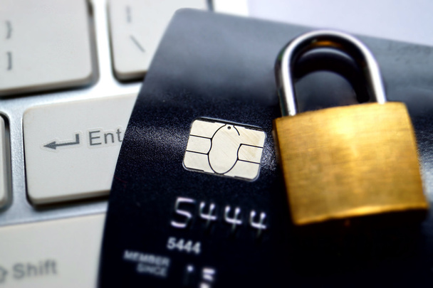 credit card en -beveiligingsslot - Foto, afbeelding