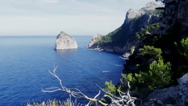 óceánparti strand sziklák - Felvétel, videó