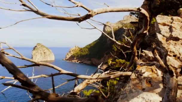 óceánparti strand sziklák - Felvétel, videó