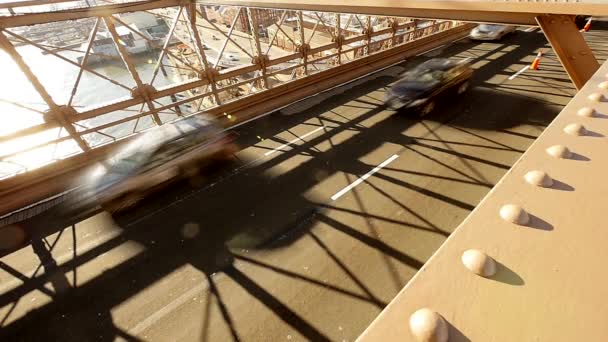 Verkehr auf Brücke tagsüber - Filmmaterial, Video
