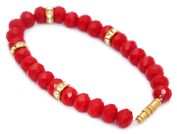 Armband aus roten Perlen - Foto, Bild