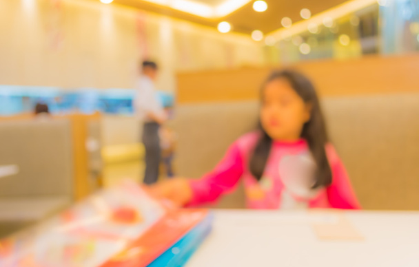 People at restaurant blur background with bokeh image . - Foto, immagini