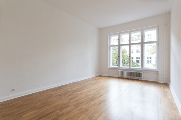 empty room, fresh renovated flat with wooden floor,  - Photo, Image