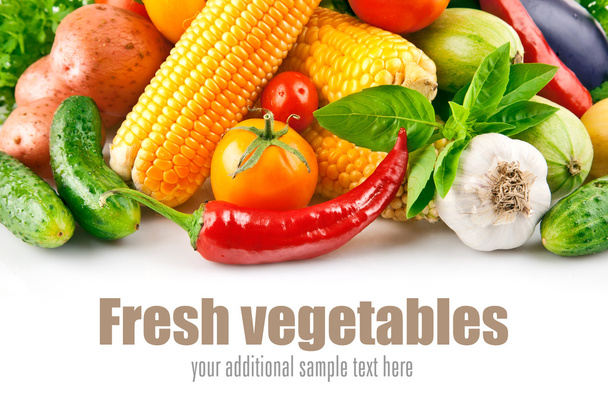 Légumes frais avec feuilles
 - Photo, image