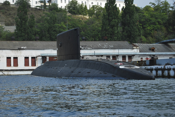  submarino en la bahía de Sebastopol, Crimea, Ucrania
 - Foto, imagen