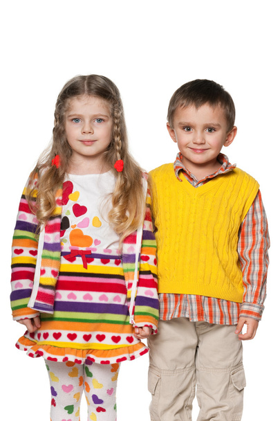 Улыбающиеся мальчик и девочка
 - Фото, изображение