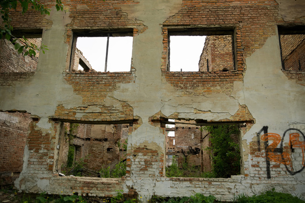 Заброшенный дом
 - Фото, изображение