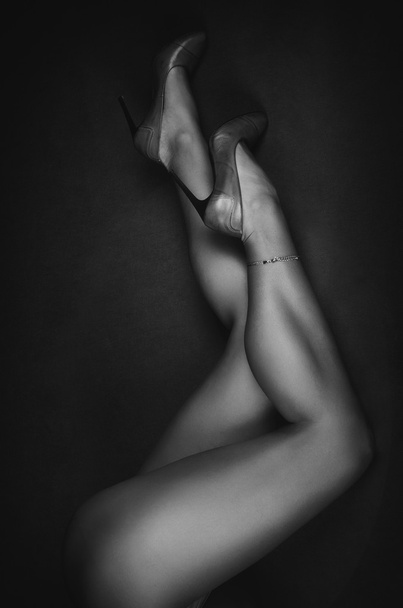 Niesamowite kobiece nogi - Zdjęcie, obraz