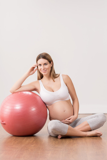 Beautiful woman in pregnant - Foto, immagini