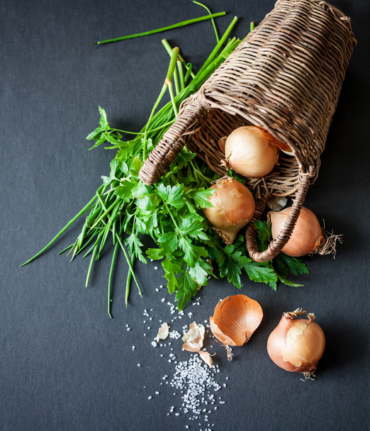 Onion and Parsley - Foto, imagen