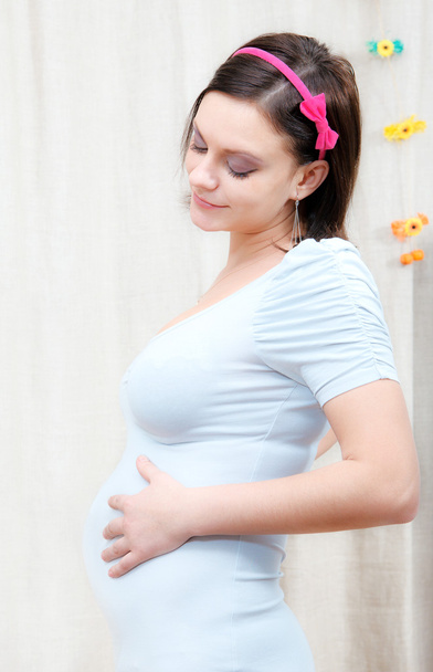 Young female pregnant - Fotografie, Obrázek