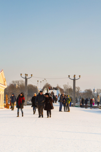 The territory of the Novgorod Kremlin in winter - Fotoğraf, Görsel