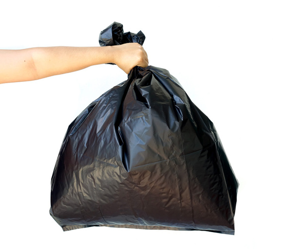 femme mains tenant sac poubelle
 - Photo, image