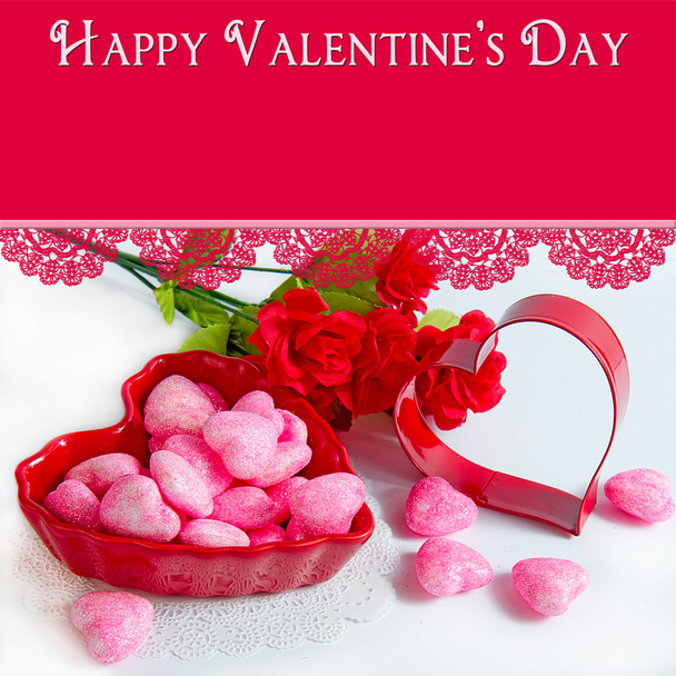 Fondo del día de San Valentín - Corazones rojos / caramelo / encaje
 - Foto, Imagen