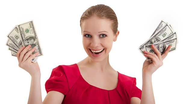 Una joven muy graciosa con una blusa roja sostiene el dinero, Americ
 - Foto, Imagen
