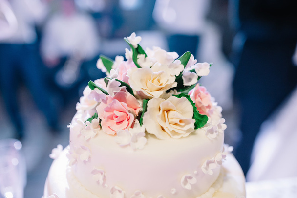 Düğün pastası töreninde - Fotoğraf, Görsel