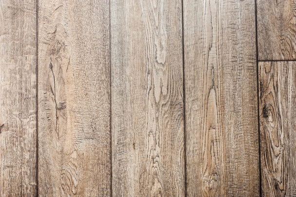 Бурый деревянный валь
 - Фото, изображение