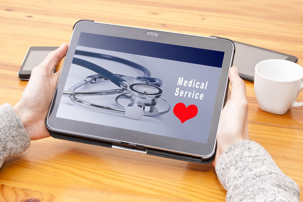 Web tablet medische diensten - Foto, afbeelding