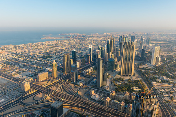 Dubai keskustan aamukohtaus
 - Valokuva, kuva