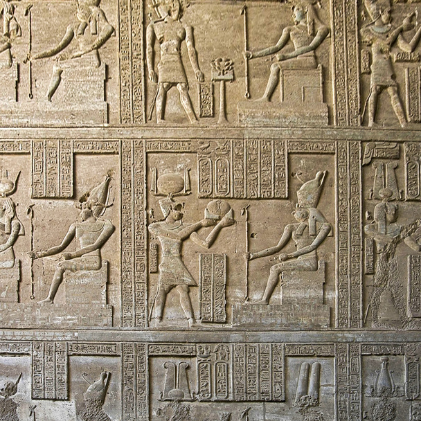 Hieróglifos egípcios
 - Foto, Imagem
