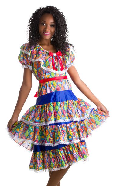 Menina vestida com traje tradicional brasileiro
 - Foto, Imagem