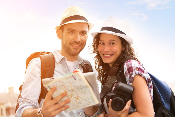 Young couple on holidays taking selfie - Valokuva, kuva