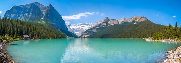 Lago Louise lago de montaña en el Parque Nacional Banff, Alberta, Canadá
 - Foto, imagen