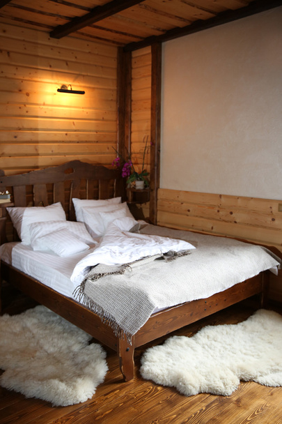 Detail of wooden bedroom - Fotoğraf, Görsel