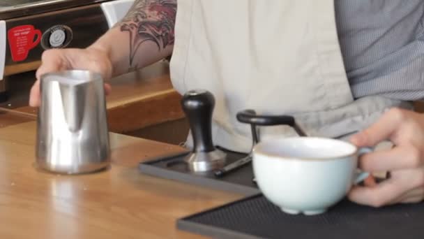 Close-up image of male barista - Footage, Video